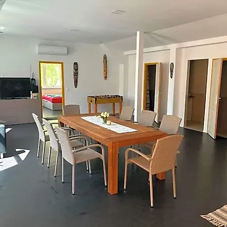 Balat-On Apartman * Balatonbereny