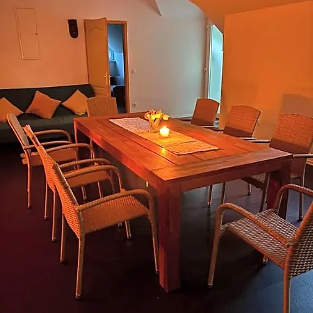 Balat-On Apartman * Balatonbereny